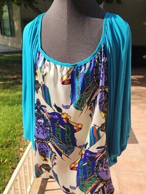 Hot in Hollywood Teal Sleeve Multicolor Printed Front Tunic